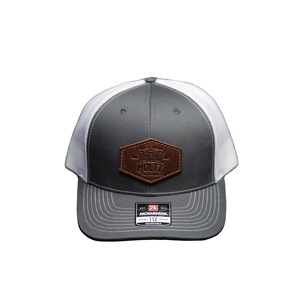 Casquette Richardson 112 Trucker personnalisée avec patch en cuir, gaufrée et thermocollée, élégante pour la mode, la plage, les activités de plein air et le cyclisme, personnalisable - Product Image 4
