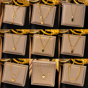 สร้อยคอของผู้หญิงแบบไม่ซีดจางหรูหราเครื่องประดับระดับไฮเอนด์ห่วงโซ่กระดูกไหปลาร้าที่งดงาม - Product Image 3