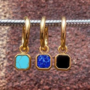 Boucles d'oreilles pendantes en onyx pour homme, boucles d'oreilles créoles pendantes en or 18 carats <span class=keywords><strong>avec</strong></span> pierre précieuse en onyx noir, charme de boucles d'oreilles en <span class=keywords><strong>lapis</strong></span>-<span class=keywords><strong>lazuli</strong></span> doré, <span class=keywords><strong>bijoux</strong></span> pour homme - Product Image 1