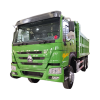 Camion à benne basculante 6x4 Carburant diesel Poids brut du véhicule Euro 6 Weichai 6x4 Camion à segment gauche