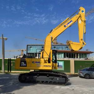 Excavadora sobre orugas Komatsu usada 95% nueva, de segunda mano, precio bajo, original de Japón, en buenas condiciones, de segunda mano, de segunda mano, a bajo precio, en buen estado, en el año - Product Image 2