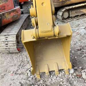 Excavatrice d'occasion 3,5 tonnes CAT303.5E, 90% neuve, moteur et boîte de vitesses d'origine certifiés EPA CE, godet de 0,12 m³, pompe à roulement à vendre - Product Image 5