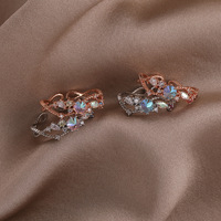 Cincin Terbuka Wanita Mewah Ringan yang Dapat Disesuaikan, Berbahan Tembaga dengan Hiasan Hati, Bunga, Zirkon, Mutiara, Salib, dan Mahkota, Cocok untuk Unisex dan Pertunangan