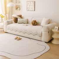 Coussin de canapé en peluche épaissi au design esthétique crème - Housse moderne de luxe haut de gamme, antidérapante, chaude et lavable pour l'hiver
