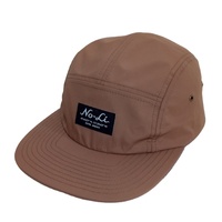 Gorra deportiva personalizada ligera para acampar de 5 paneles, logotipo en relieve de alta calidad, gorra para correr con parche tejido de nailon OEM al por mayor
