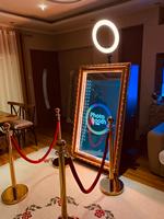 Miroir Photo Booth avec Accepteur de Billets, Miroir Magique Selfie 48H avec Flash pour Vidéo Selfie, Accessoires Gratuits