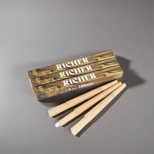 Conos de Fibra Natural Enrollados a Mano Personalizados - Marrón Clásico de Combustión Lenta con Logotipo Personalizable - Product Image 1