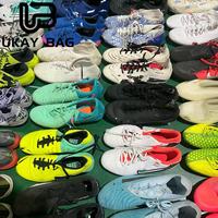 Chaussures d'occasion S25 en gros, chaussures de marque d'occasion, chaussures de football internationales, chaussures de seconde main de qualité supérieure