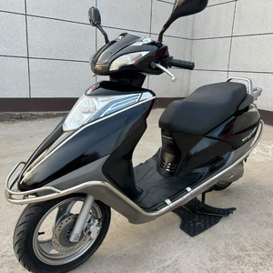 Vente flash : cyclomoteur à pédales 50cc, refroidi par air, <span class=keywords><strong>scooter</strong></span> à essence - Product Image 1