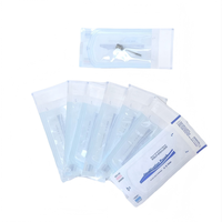 Pochettes de stérilisation à autocollants adhésifs de qualité médicale pour emballage stérile en clinique dentaire