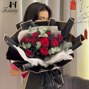 Papel <span class=keywords><strong>de</strong></span> Regalo para Flores Superventas al Por Mayor, <span class=keywords><strong>de</strong></span> Lujo Estilo Coreano con Borde Dorado, Marco para Ramo Impermeable - Product Image 2