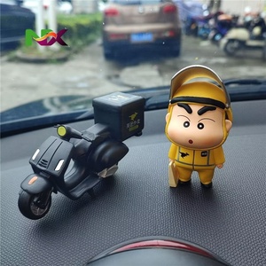 Figura <span class=keywords><strong>de</strong></span> Anime <span class=keywords><strong>de</strong></span> Crayon Shinchan como Repartidor en Motocicleta, Modelo GK, Decoración para Coche - Product Image 6