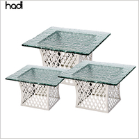 Décorations de traiteur, support de buffet surélevé pour mariage, support de buffet de luxe plaqué or, présentoir de nourriture pour buffet, présentoir avec assiette blanche
