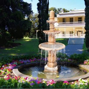 Fontana Moderna in Marmo Intagliato a Più Livelli, Diametro 3 M, Ecologica, Garanzia a Vita, Servizio Personalizzato Completo - Product Image 4