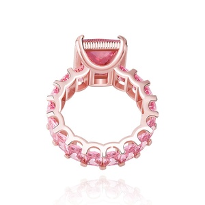 Anel de Zircônia Grande Quadrado de Alta Qualidade Europeu-Americano em Cobre com Revestimento de Ouro <span class=keywords><strong>Real</strong></span>, Anel de Noivado e Casamento Moderno para Mulheres - Product Image 4