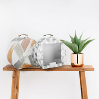 Boîte de transport d'emballage de jouet en peluche personnalisée pour les articles de bébé valise ronde en carton avec fenêtre en pvc transparent