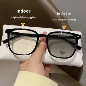 Men's Fashionable Photochromic Square <strong>Reading</strong> <strong>Glasses</strong> <strong>New</strong> Classic Simple Plain Black Frame Ultra-Light Slimming Diamond Trendy - Product Image 1