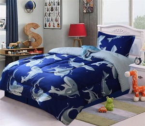 Sang Trọng Cậu Bé/Cô Gái/Trẻ Em/Trẻ Em Bộ Đồ Giường Bộ Comforter Bộ Giường Đặt Cá Mập Khủng Long Bóng Đá In - Product Image 1