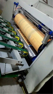 Machine de découpe automatique de cartons ondulés pour boîtes à pizza avec alimentation par bords avant - Product Image 6