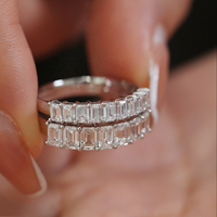 Offre Spéciale 7 pierres bague en argent Sterling 925 0.3ct 3*4mm émeraude Moissanite bague éternité coeur émeraude bague