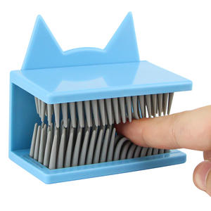 Attrape-cheveux mural en silicone pour lavabo, baignoire et douche – Protection de drain anti-cheveux - Product Image 1