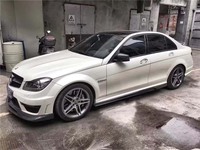 Nouveau kit carrosserie V en carbone noir de haute qualité pour Mercedes-Benz Classe C W204 C63 : Lame de pare-chocs avant, diffuseur, spoiler, jupes latérales