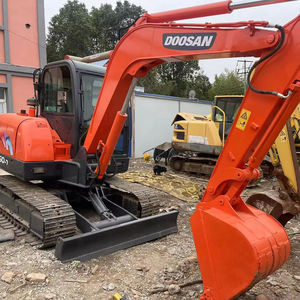 Excavatrice sur chenilles d'occasion Doosan DH60-7, modèle 2021, 6 tonnes, moteur haute performance, boîte de vitesses, pompe, marque coréenne, pour la construction - Product Image 3