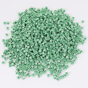 Césped Artificial Relleno con Partículas de TPE de Grado de Inyección, Resistente al Calor y Plástico, Apto para Canchas de Fútbol y Baloncesto - Product Image 1