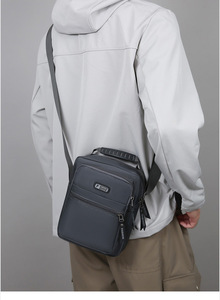 Nuevo Bolso Bandolera para Hombre, de Nailon, Color Sólido, Resistente al Agua, Forro Oxford, Deportivo, para Actividades al Aire Libre y Ocio - Product Image 6
