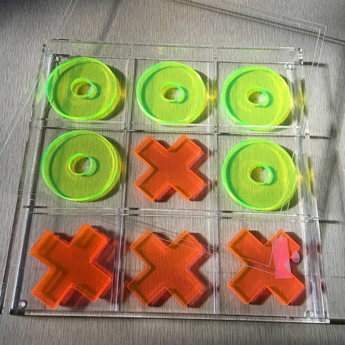 Glow In the Dark TIc Tac Toe Game