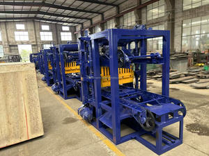 Construction Machinery QTJ4-26D Is Available for Sale in the Factory. It Is a High-quality <strong>Block</strong>-making <strong>Machine</strong>. - Product Image 2