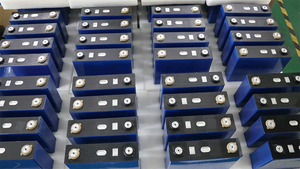 Aluminum shell 3.2 V 120ah CALB Lifepo4 battery pack solar バンクスターターバッテリ - Product Image 6