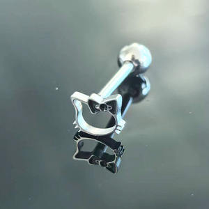 Freya Piercings de <span class=keywords><strong>Langue</strong></span> Mignons en Forme de Chat, Bijoux de <span class=keywords><strong>Piercing</strong></span> Corporel en Acier Inoxydable de Qualité Implantable, Labret et Boucles d'Oreilles Hélix en Forme de Chat pour Filles - Product Image 4