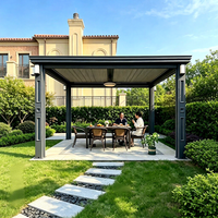Kit de pergola bioclimatique autoportante en aluminium sculpté décoratif avec toit à lames motorisées pour villa européenne, jardin et patio