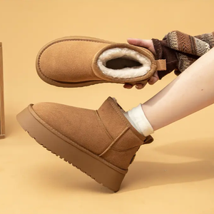 Original High-quality Genuine Leather <strong>Boots</strong> Custom LOGO Thick Bottomed Sheepskin Wool Keep Warm Winter Woman Snow <strong>Boots</strong> - Product Image 3