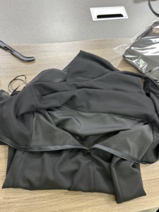 2024 <span class=keywords><strong>grossiste</strong></span> personnalisé nouvelle conception été Simple noir robes de mode femmes une épaule mince fente Sexy tenue décontractée - Product Image 5