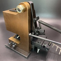 BX-CA079 personnalisable 135.8 hauteur de fermeture pince à sertir automatique Machine 40/30mm 1.2mm borne d'alimentation latérale pneumatique en acier