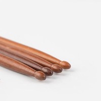 Baguettes de batterie professionnelles 5A en bois de séquoia, directement de l'usine, pour la pratique et la performance sur batterie acoustique et électronique