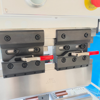Presse plieuse CNC miniature ongbo 6T 400 mm, plieuse compacte et sûre pour le pliage de barres de distribution
