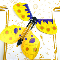 Boîte cadeau surprise avec logo personnalisé, design gratuit, boîte à gâteau, boîte à surprise avec papillon volant