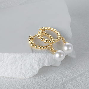 Pendientes Colgantes CANNER Simples con Perlas Brillantes de 18k, Aros Redondos Irregulares de Plata de Ley S925 - Product Image 2