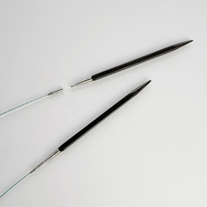 <span class=keywords><strong>Aiguilles</strong></span> à tricoter <span class=keywords><strong>circulaires</strong></span> interchangeables Lotus Yarns TARIM CUBICS Ebony 5" & 3.5" avec câble rotatif pour travaux manuels - Product Image 2