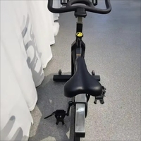 Vélo de spinning d'intérieur commercial ST-S008 – Équipement de fitness à prix avantageux