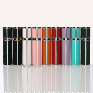Botella <span class=keywords><strong>de</strong></span> Perfume <span class=keywords><strong>de</strong></span> Muestra con Bomba <span class=keywords><strong>de</strong></span> Plástico <span class=keywords><strong>de</strong></span> Tipo Push, 10ml, Diseño <span class=keywords><strong>de</strong></span> Relleno Inferior con Forma <span class=keywords><strong>de</strong></span> Animal Estilo Piel <span class=keywords><strong>de</strong></span> Oveja, Carcasa <span class=keywords><strong>de</strong></span> ABS y Interior <span class=keywords><strong>de</strong></span> Vidrio - Product Image 2