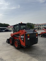 Mini-chargeuse sur pneus 4x4 de marque chinoise, moteur haute puissance Euro 5 certifié EPA, pour usage agricole