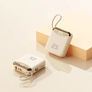 พาวเวอร์แบงค์ดีไซน์ใหม่ 22.5W ชาร์จเร็ว 10000mAh ขนาดบาง พร้อมหน้าจอ LED พอร์ต Type-C และสายชาร์จในตัว - Product Image 2