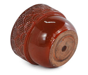 Maceta Grande de Cerámica Estilo Americano Vintage Color Borgoña con Relieve - Maceta Ecológica y Duradera con Textura de Abanico para Jardín Interior y Exterior - Product Image 4