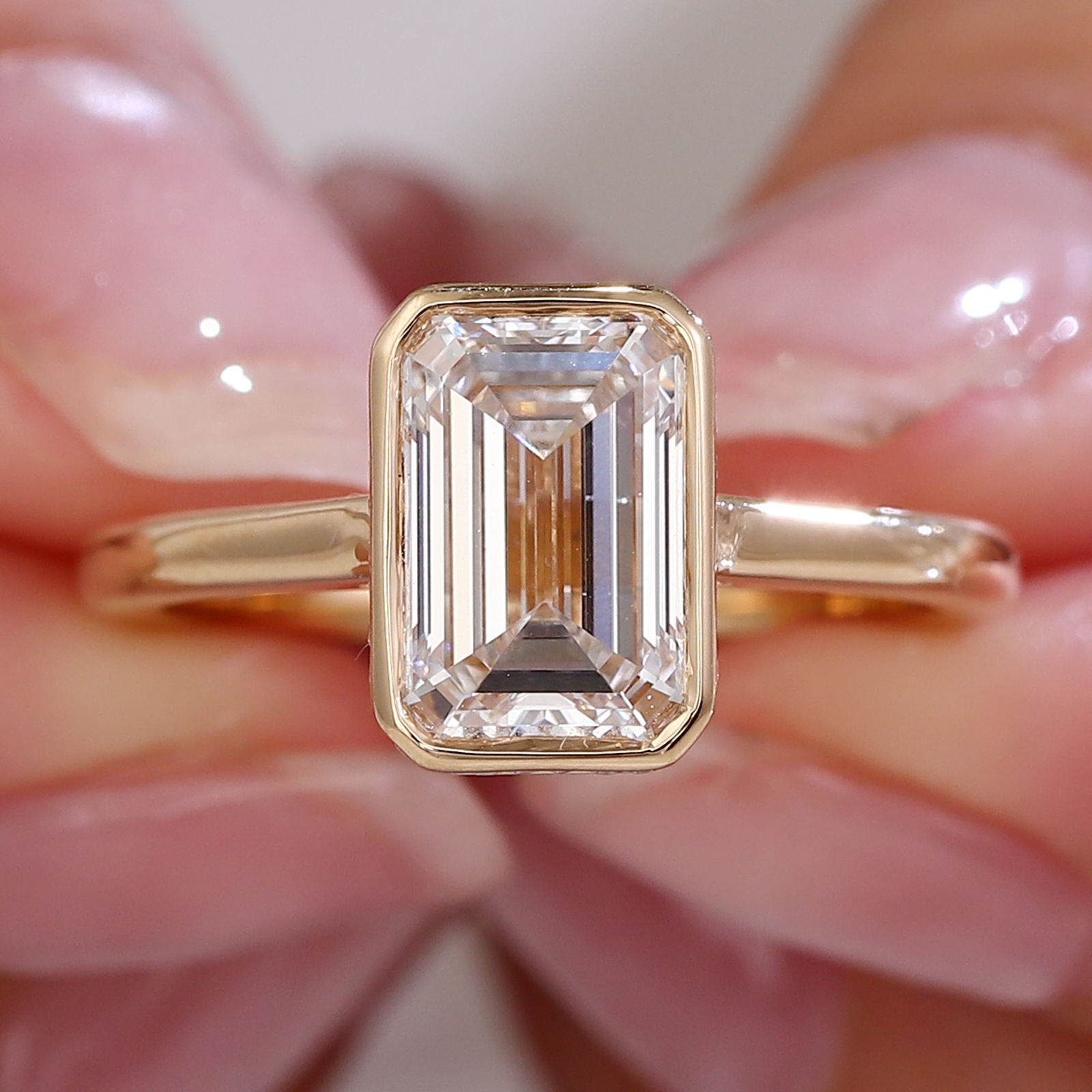 แหวนเงิน 925 ประดับเพชรสังเคราะห์