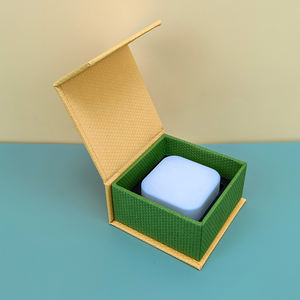 Boîte-cadeau magnétique rigide de haute qualité avec logo personnalisé, emballage de stockage en verre - Product Image 3