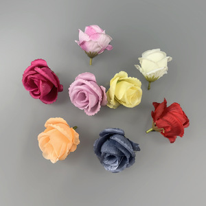 ดอกกุหลาบประดิษฐ์ขนาด 5 ซม. ดอกไม้ผ้าไหมสำหรับทำ Corsage เครื่องประดับศีรษะ ของตกแต่งงานแต่งงานและของตกแต่งบ้าน - Product Image 2